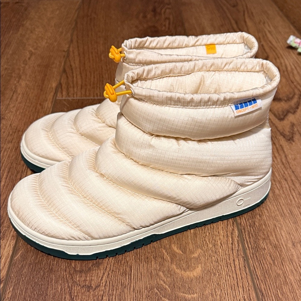 Oncept Calgary size 10 NEW!